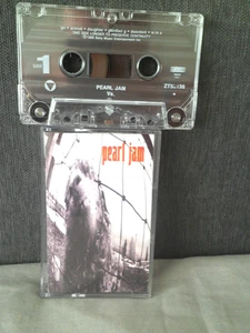 GRUNGE CASSETTE ALBUM RARE USA IMPORT PEARL JAM VS. 1993 MINT PRISTINE CON - Picture 1 of 6
