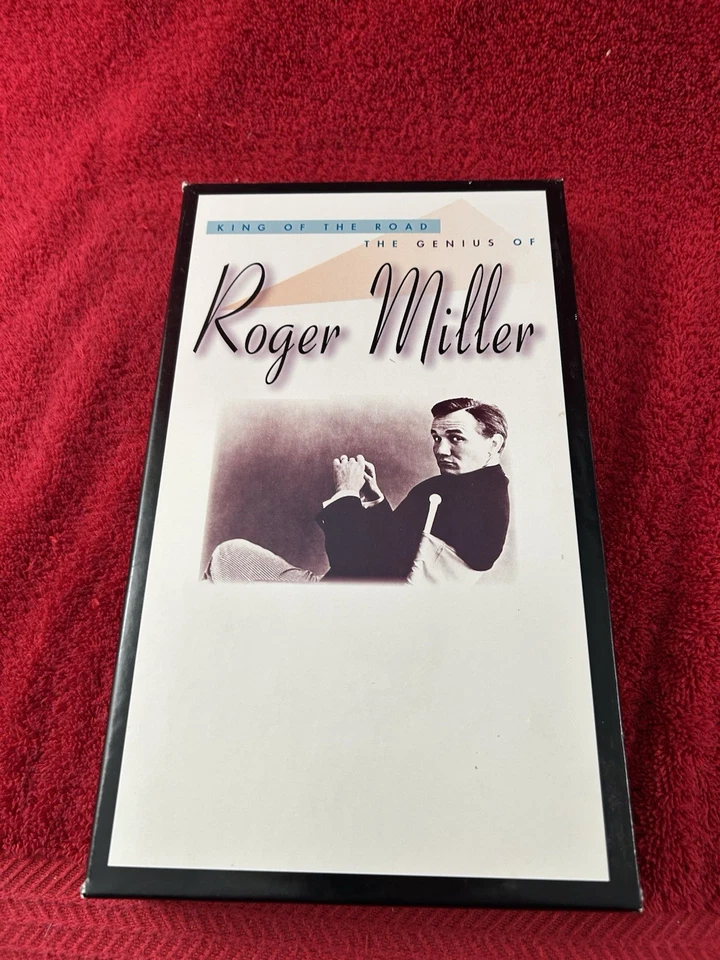 King Of The Road Genius Roger Miller 3 Cassette + booklet box set 1957-1986 Foto 1 de 4
