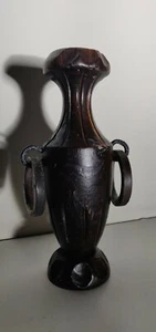 Vintage Magd Holz Vase mit Ring Griffen dunkelbraun Farbe 10" hoch Spanien  - Bild 1 von 10
