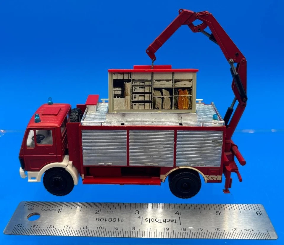 Camión de bomberos Conrad 3090 Mercedes Rosenbauer camión coleccionista juguete 1/50 Alemania FD Foto 1 de 4