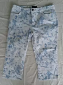 Chaps Denim Women's Size 12 Tie Dye Capri Jeans Blue/White Stretch - Picture 1 of 6