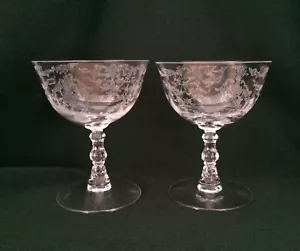 2 Gafas FOSTORIA NAVARRA TRANSPARENTE Tazón de óptica grabada Champagne Sherbet 4,25" - Imagen 1 de 6