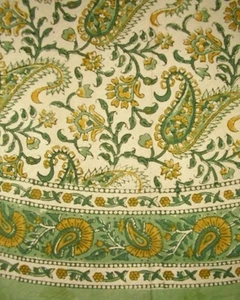 Mantel redondo de algodón con estampado de bloques Rajasthan Paisley 72" verde - Imagen 1 de 2
