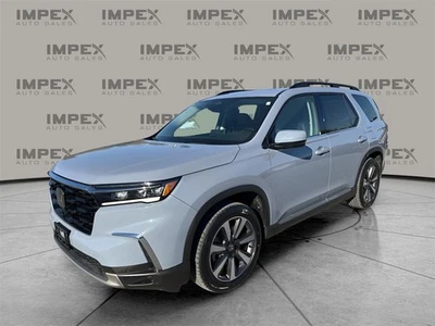 Honda Pilot Touring 2025 Foto 1 de 4