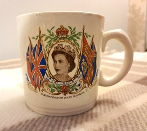 Queen Elizabeth 11 Gedenktasse Krönung 1953 - Alfred Meakin - Bild 1 von 4