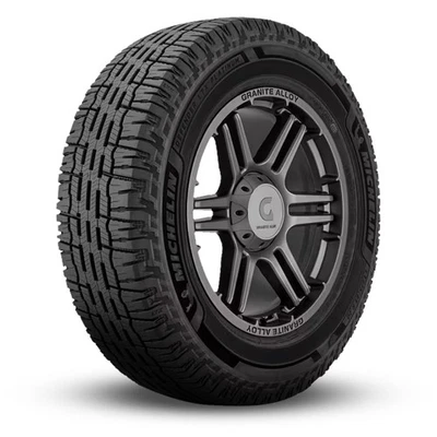 1 Milechelin Defender LTX Platinum 295/60R20 126/123S All Season 10 PLY 70K Mile Foto 1 de 4