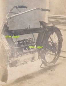 original Foto AK Motorrad Pierce Arrow Four USA - Harley Indian FN BMW DKW [3620 - Picture 1 of 2