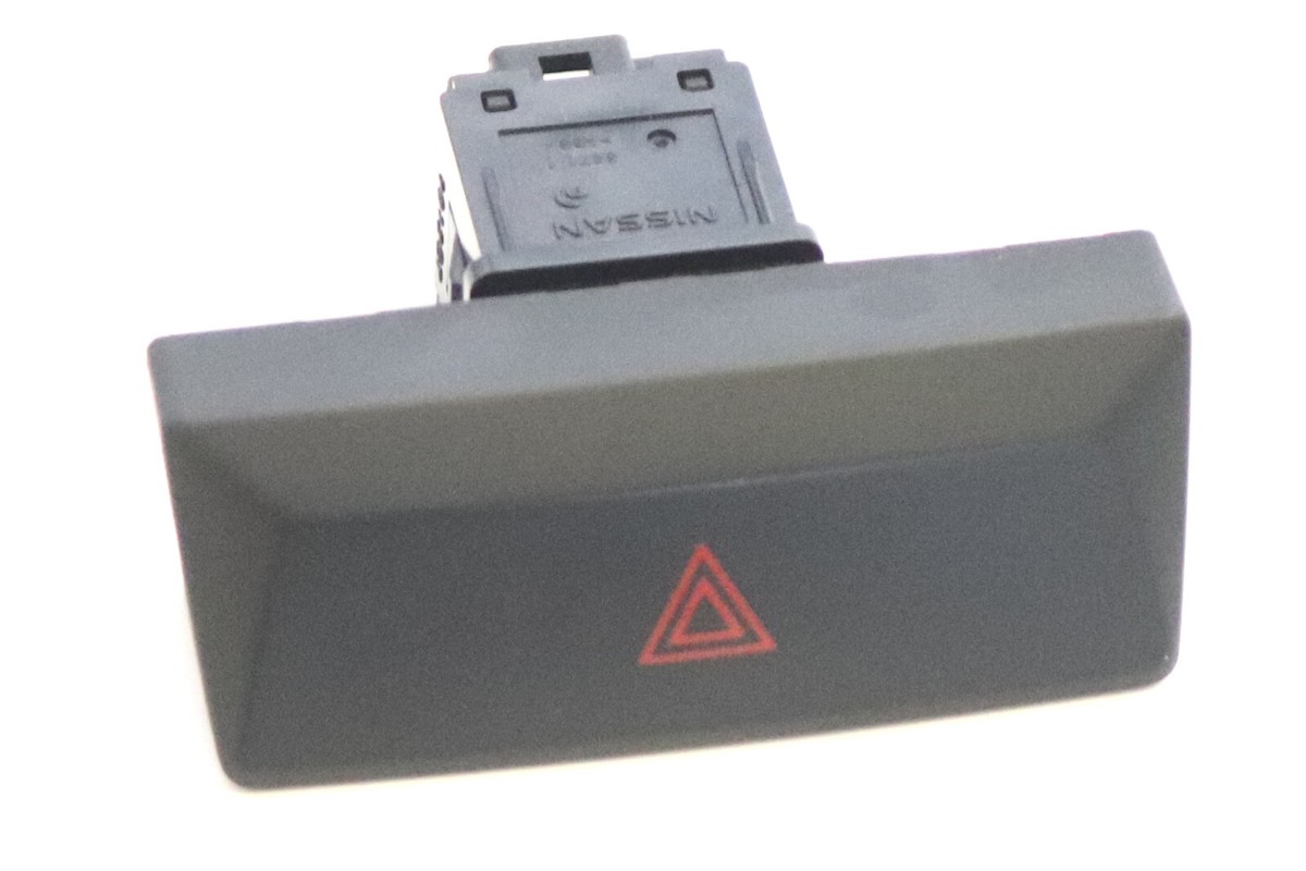 PULSANTIERA/ INTERRUTTORE ALZACRISTALLI NISSAN QASHQAI Dal 2007 (lato Passeggero) - Autoricambi 4x4