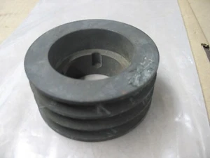 NEU AMLTRIC SPA 106 X 3 METRISCHE 3-RILLEN-KEILRIEMENSCHEIBE 106 MM PD 1610 BUCHSE P9555 - Bild 1 von 3