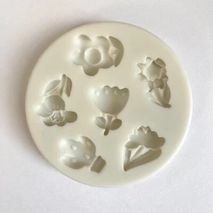 MINI FLOWERS MOLD, Floral Variety Mold, Cupcake Decoration, Silicone Fondant, - Picture 1 of 1