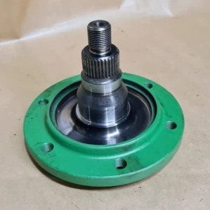 Genuine John Deere Output Shaft - SU26568 - Excellent Condition - Picture 1 of 2