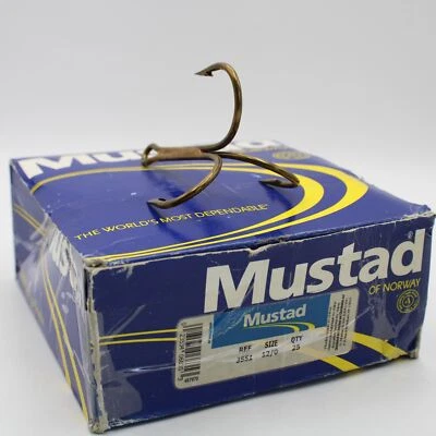 Mustad 3551 Treble Fishing Hooks Size 12/0 25 Pack Box Big Game Ring Eye - Image 1 of 2