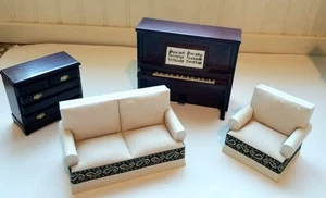 JUEGO DE SALÓN CASA DE MUÑECAS MINIATURA VINTAGE 4 PIEZAS TONO CAOBA - Imagen 1 de 4