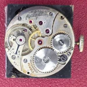 VINTAGE MATHEY TISSOT CAL.162 WRISTWATCH MOVEMENT RUNNING - Picture 1 of 2