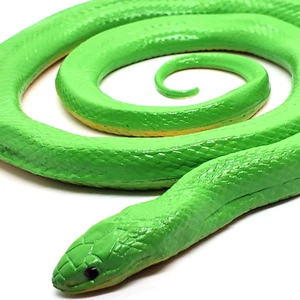 Rough Green Snake Incredible Creatures Figure Safari Ltd Juguete reptil realista - Imagen 1 de 10