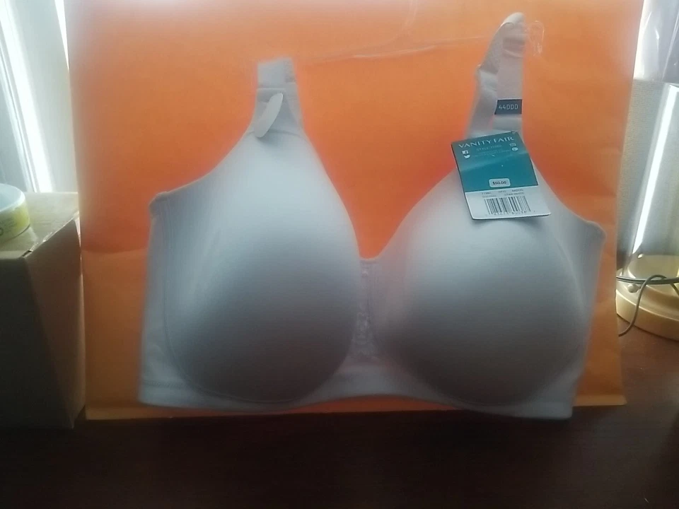 Vanity Fair 71380 Beauty Back Smoother Wirefree Bra 44 DDD Star White 44ddd
