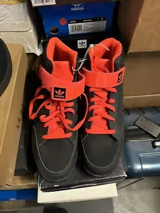 Nuovissime scarpe da uomo Adidas Varial taglia media 13 nere/arancioni - Foto 1 di 5
