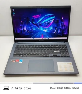 15.6' OLED ASUS Vivobook Pro M3500Q Ryzen R9 5900HX 16G 512G BT FHD Win11 - Picture 1 of 13