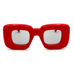 Modedesigner Sonnenbrille Blasenstil Übergröße quadratisch rotes Gestell graue Gläser - Bild 1 von 10