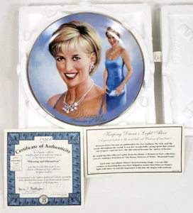 Plato de porcelana Princesa Diana Bradford Exchange "brillante y glamoroso" - Imagen 1 de 6
