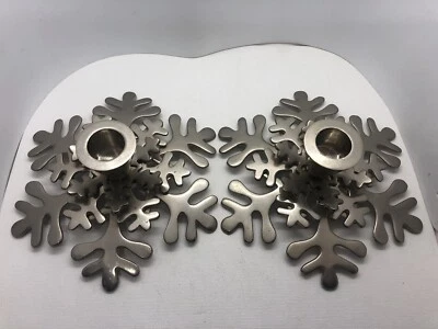 Par de Candelabros Copo de Nieve Tono Plateado Cromado Invierno Vacaciones Decoración Foto 1 de 4