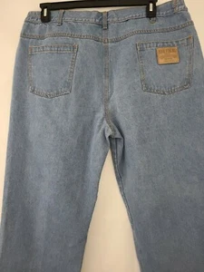 Duke Denim Jeans Women's Size 38SX28 Light Wash Blue Jeans Classic Fit EUC - Picture 1 of 9