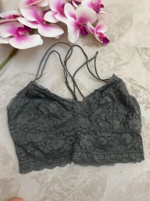  Sujetador inalámbrico sin relleno gris Gilly Hicks talla it4b us36b eu80b  Foto 1 de 4