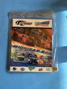 July 23-25 1999 Michigan Speedway US 500 Toyota Official Program With Pin - Picture 1 of 11