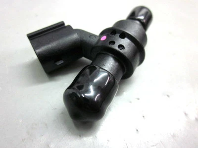 BOQUILLA DE INYECCIÓN KAWASAKI 49033-0015 ZX600 NINJA ZX-6R 2007 2008 2009 2010 2011  Foto 1 de 2