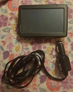 Working TomTom 4EN52 Z1230 VIA 5.0 inch Touchscreen Navigation GPS Bundle - Picture 1 of 2