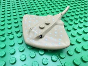 LEGO Stingray Minifigur - CITY Deep Sea Explorers Aquarium Tier 2020 - Bild 1 von 4
