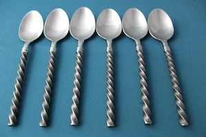 6 Place Oval Soup Spoons Pier One 1 PII14 18/8 China Twist Black 7 3/4" - Picture 1 of 5