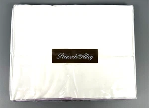 Peacock Alley Melody weiß Twin flaches Laken lila bestickt Borte 100 % Baumwolle - Bild 1 von 4