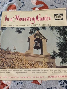 LP Vinyl In A Monastery Garden The Immortal Works Of Albert W.Ketèlbey - Picture 1 of 4