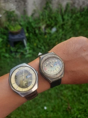 Vintage RICOH & GARUDA Watch  japan and swiss Movement For Parts/Repair - Image 1 of 4