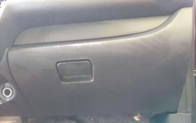 Compartimento de guantera Mitsubishi Mirage 2014-2023 negro OEM 8006A304XA Foto 1 de 3