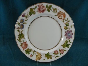 Royal Worcester Virginia Pattern Number Z2307 Dinner Plate(s) - Picture 1 of 2