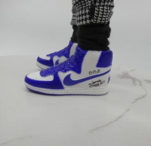 LeBron James Kenbassador Puppe Schuhe Nike blau 2025 Mattel Barbie Signature HRM33 - Bild 1 von 9