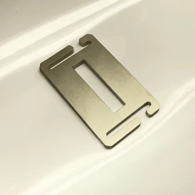 Etiqueta MLOK Style MOLLE - Acero inoxidable Foto 1 de 2