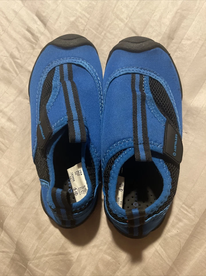 Airwalk Niños Raquetas de Agua Talla 9-10. Poco uso.  (A5) Foto 1 de 4