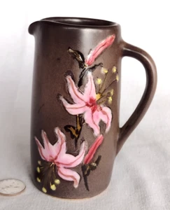 Vintage CREAMER Pitcher CERAMIC LILY PATTERN Hand-Painted 5" - Picture 1 of 8