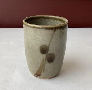 Vintage japanische handgefertigte Keramik Keramik Tasse, unbeschriftet - Bild 1 von 7