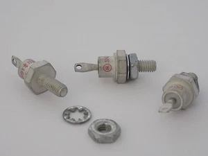 1x Motorola 1N3891 - Fast Recovery Rectifier Stud Diode 300ns 12A 200V DO-4 - Picture 1 of 3