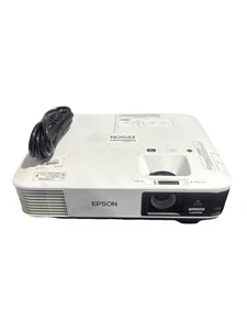 Epson PowerLite 1985WU 4,800 Lumens UNKNOWN HOURS LAMP LIGHT ON - Picture 1 of 7