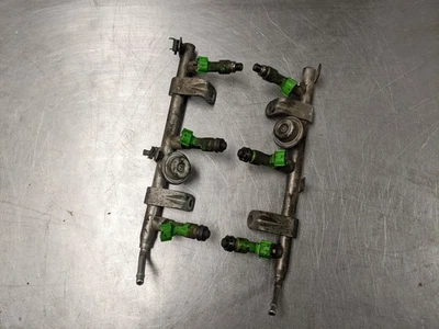 Fuel Injectors Set With Rail For 10-19 Subaru Outback  3.6 16611AA740 - Image 1 of 4