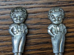 Vintage zwei Campbell Suppenkind Sammler Löffel Silber Teller - Bild 1 von 4