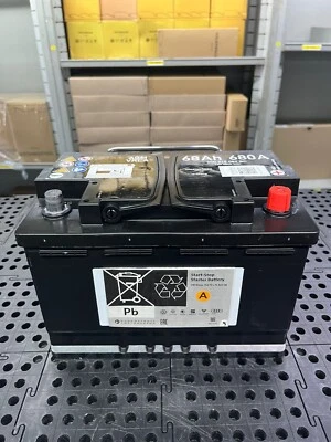 BATTERIA ORIGINALE AUDI VW SEAT SKODA 68AH AGM  000915089BC - Image 1 of 4