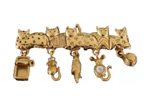 Vintage 90's AJC Signed Gold Tone Cat Lady Brooch Mice Eclectic Kitschy - Picture 1 of 3