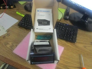 Newport: 2048-LP2 Load Cell Conditioner. Unused Old Stock Open Box  - Picture 1 of 2