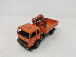 Camion Mercedes AK5007 Con Benna E Gru - Gescha - 1/50 - Foto 1 di 3